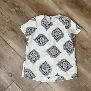 Madewell Cream and Black Shirt. Size Small.